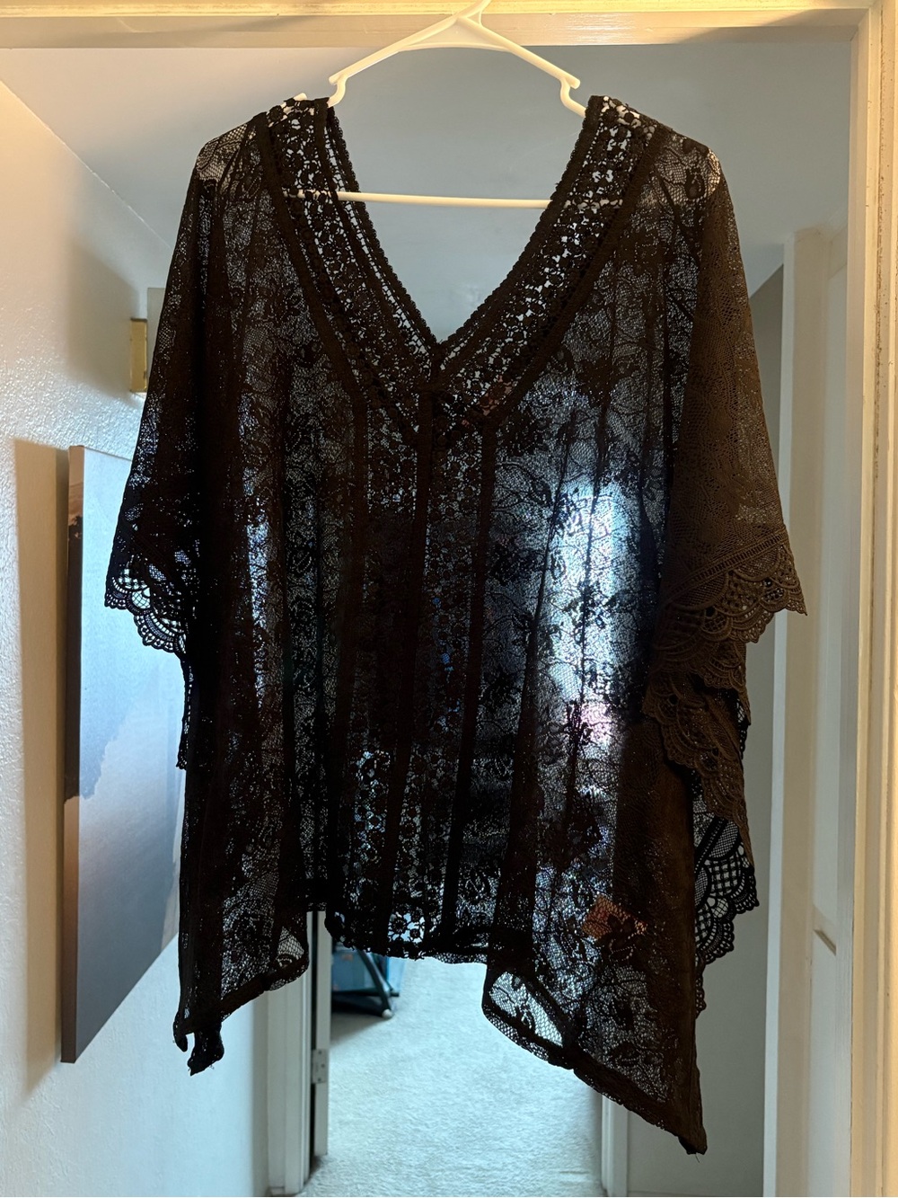 Black Lace V-Neck pullover Kimono style Top in size XL EUC with closed sides